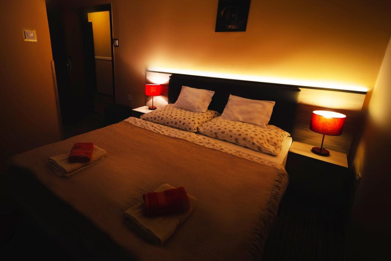 Alabastrom Panzio Es Etterem Bed & Breakfast Bogács Dış mekan fotoğraf
